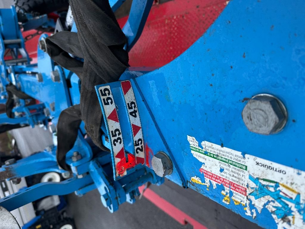 Pflug του τύπου Lemken VARI OPAL 7, Gebrauchtmaschine σε MORHANGE (Φωτογραφία 6)