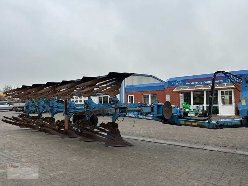 Lemken VariDiamant 6 Schar mit Tigges Packer, Gebrauchtmaschine, Rok výroby: 2011 (Obrázek 1) Pflug typu Lemken VariDiamant 6 Schar mit Tigges Packer, Gebrauchtmaschine v Neubrandenburg (Obrázek 1)