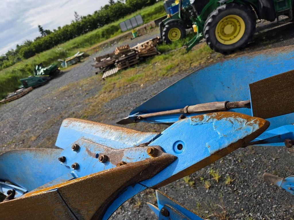 Pflug of the type Lemken Variopal 8, Gebrauchtmaschine in COULVAIN (Picture 7)