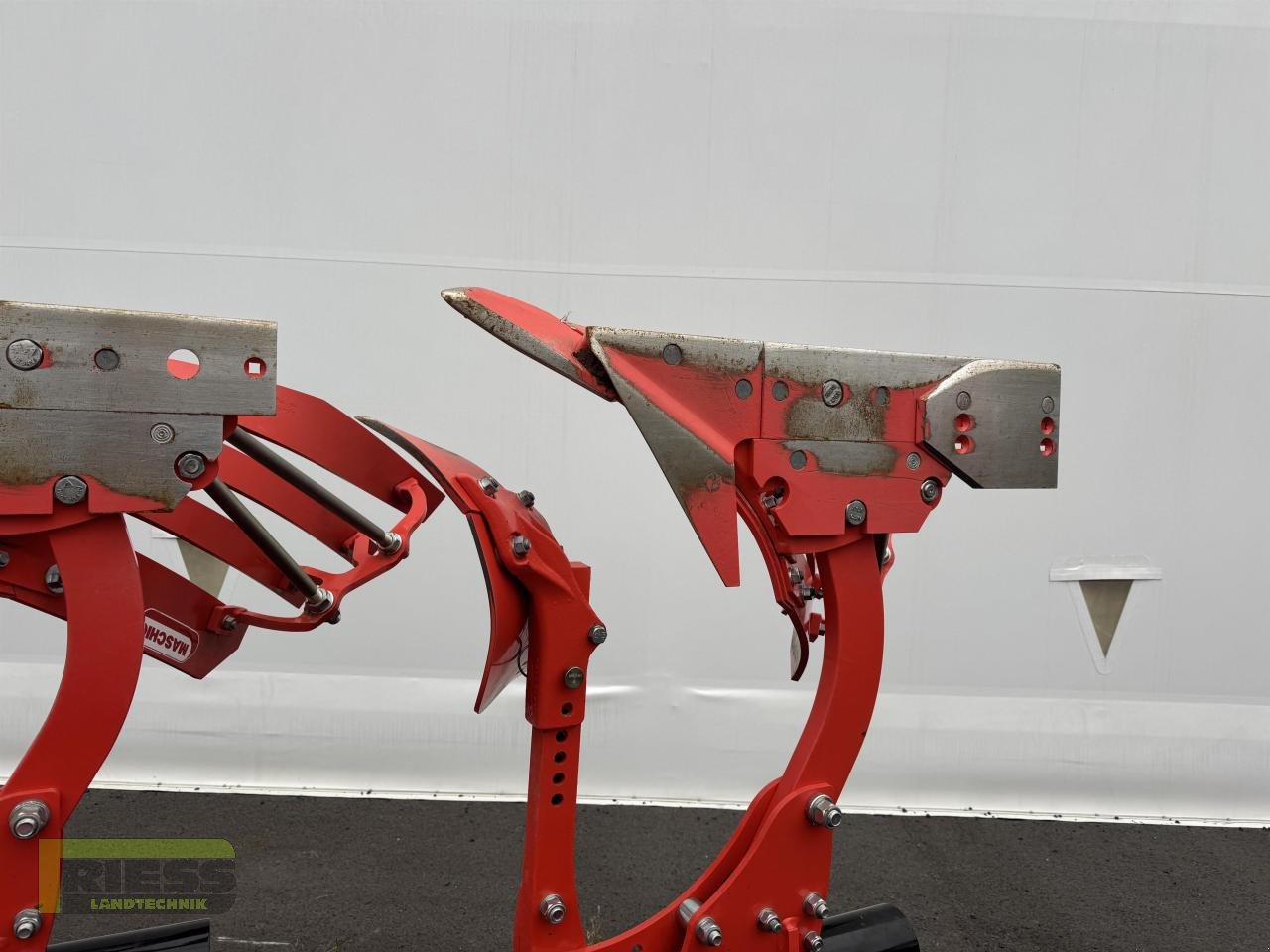 Pflug of the type Maschio UNICO L Vario 5+ D95 NON-STOP, Vorführmaschine in Homberg/Ohm - Maulbach (Picture 3)