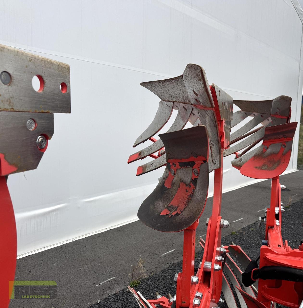 Pflug of the type Maschio UNICO L Vario 5+ D95 NON-STOP, Vorführmaschine in Homberg/Ohm - Maulbach (Picture 4)