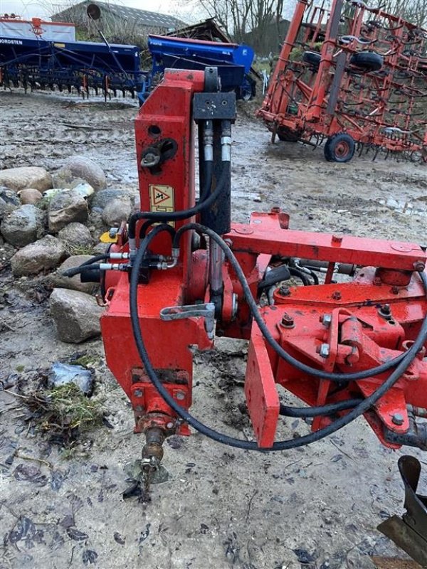 Pflug des Typs Massey Ferguson 5 furet plov. Øverum i rød farve, Gebrauchtmaschine in øster ulslev (Bild 4)