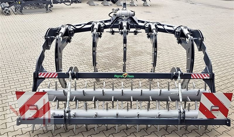 Pflug des Typs MD Landmaschinen MD AGT Meißelpflug GHL 3, 5 -Schar, Neumaschine in Zeven (Bild 5)