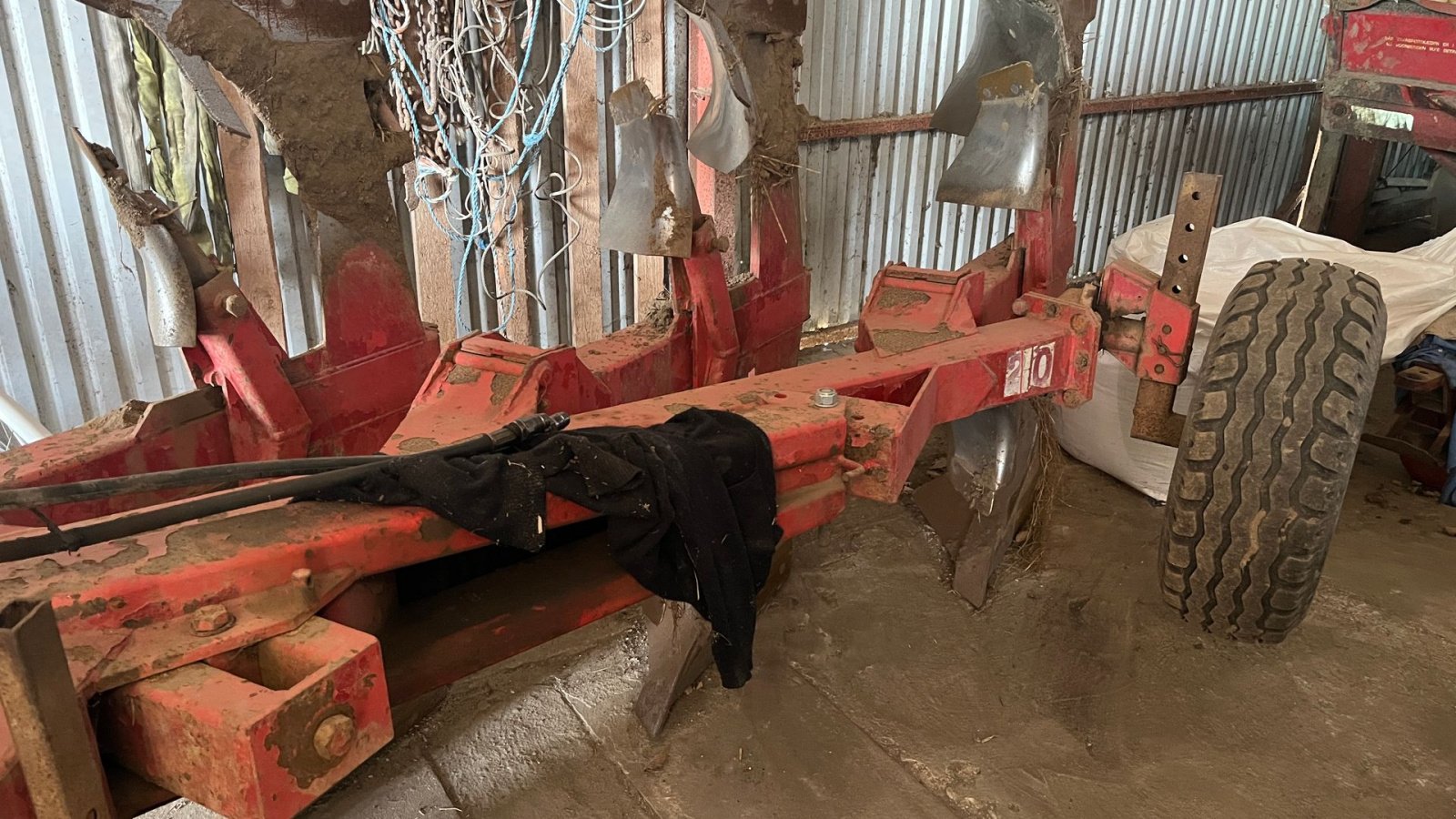 Pflug типа Naud 3 furet vendeplov, Gebrauchtmaschine в Middelfart (Фотография 1)