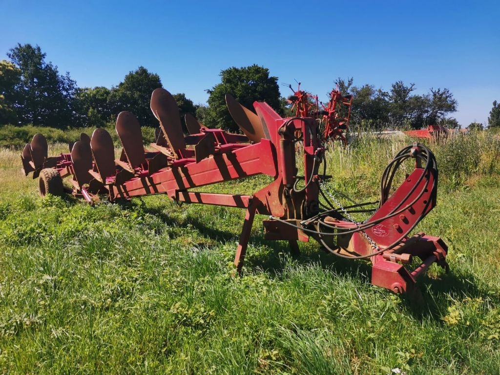 Pflug tipa Naud APX 662 40, Gebrauchtmaschine u SAINT LOUP (Slika 6)