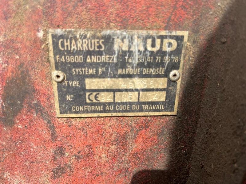 Pflug typu Naud RN 45, Gebrauchtmaschine v LE PONT CHRETIEN (Obrázek 5)