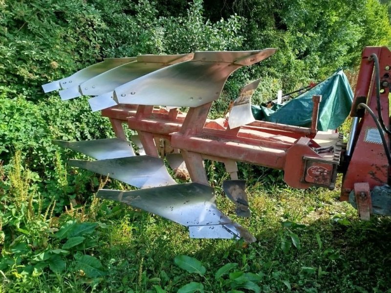 Pflug del tipo Naud x, Gebrauchtmaschine en ST MARTIN EN HAUT (Imagen 1)