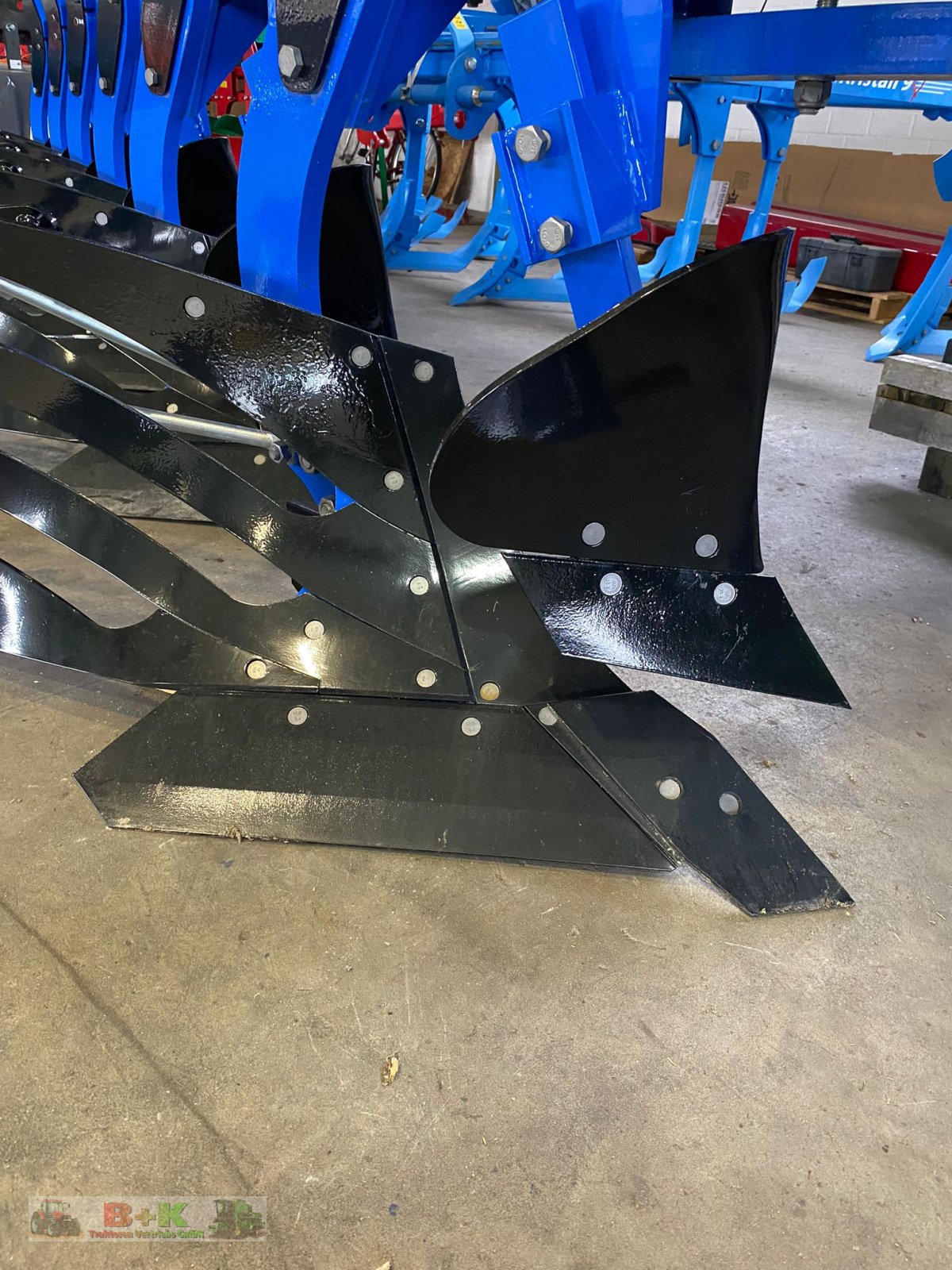 Pflug Türe ait New Holland Överum PH6980S XSD, Neumaschine içinde Kettenkamp (resim 5)