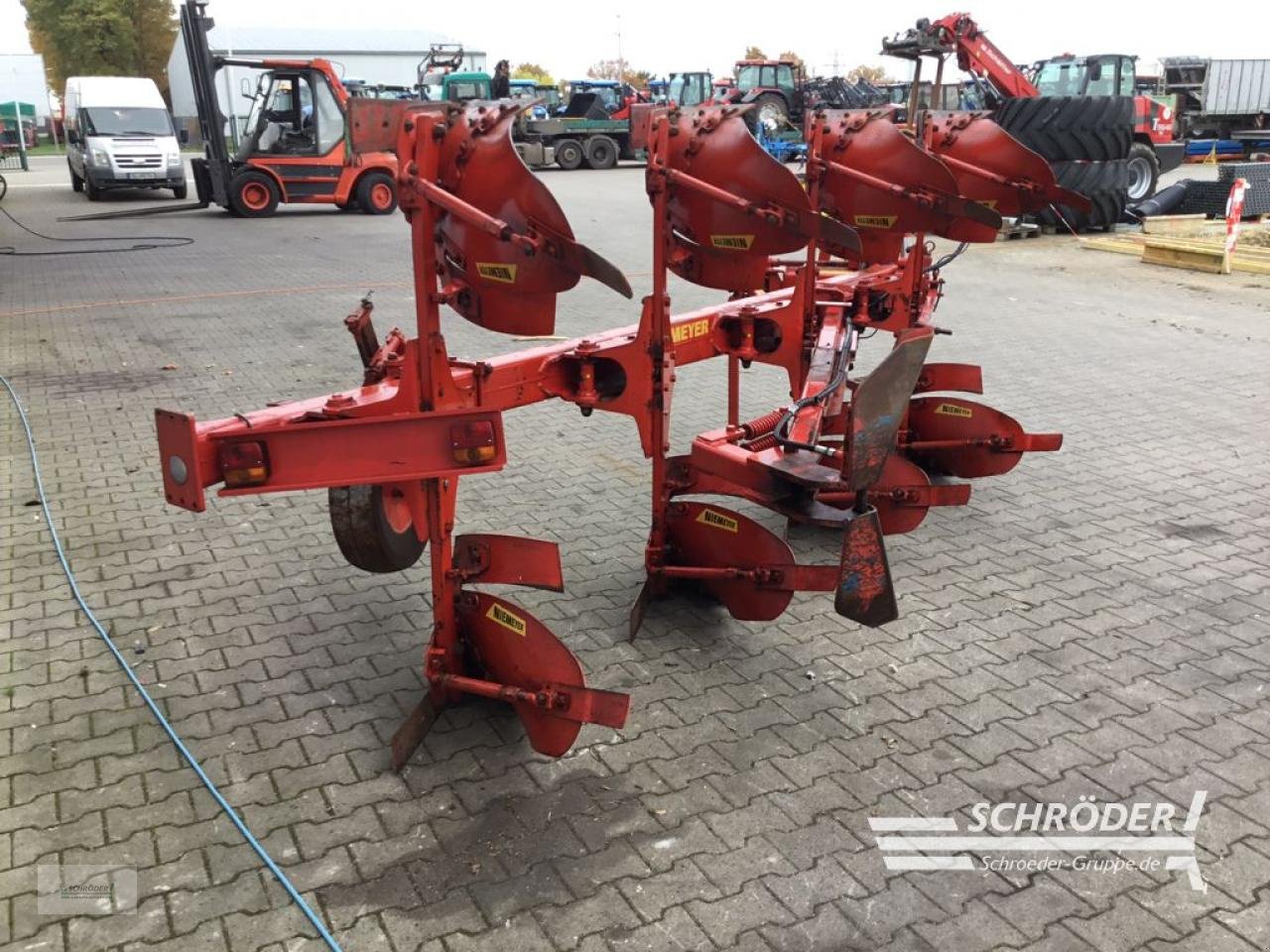 Pflug от тип Niemeyer DELTA 3 M6, Gebrauchtmaschine в Wildeshausen (Снимка 3)