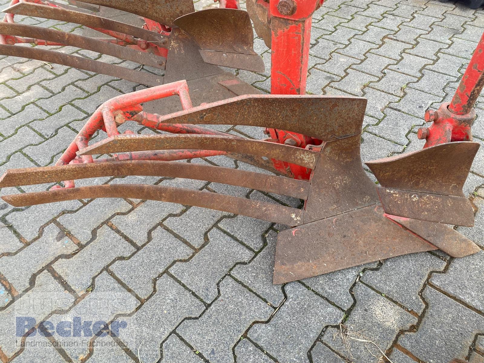 Pflug tipa Niemeyer Delta 4-220, Gebrauchtmaschine u Weimar-Niederwalgern (Slika 4)