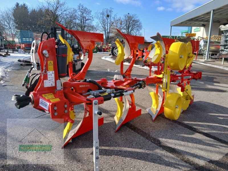Pflug del tipo Pöttinger Anbaupflug SERVO 2000 PLUS vierscharig, Neumaschine In Aschbach
