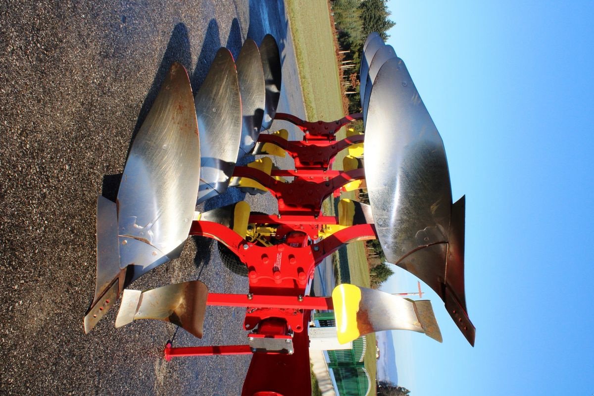 Pflug типа Pöttinger Pflug SERVO 35 S, 4+, Gebrauchtmaschine в Neukirchen am Walde  (Фотография 4)