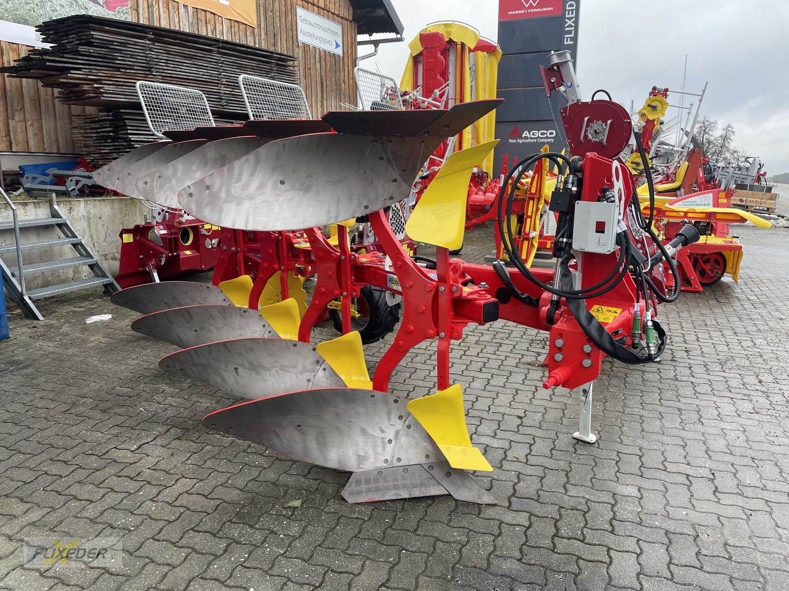 Pflug типа Pöttinger Servo 2000 Plus, Neumaschine в Pattigham (Фотография 1)