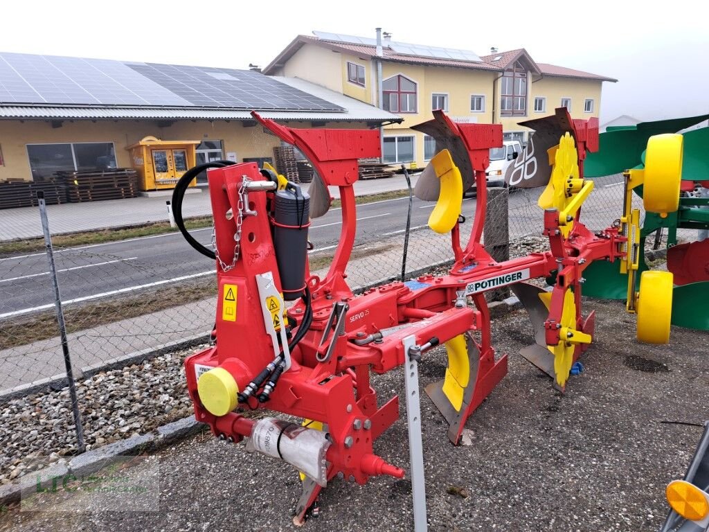 Pflug des Typs Pöttinger Servo 25, Neumaschine in Redlham (Bild 2)