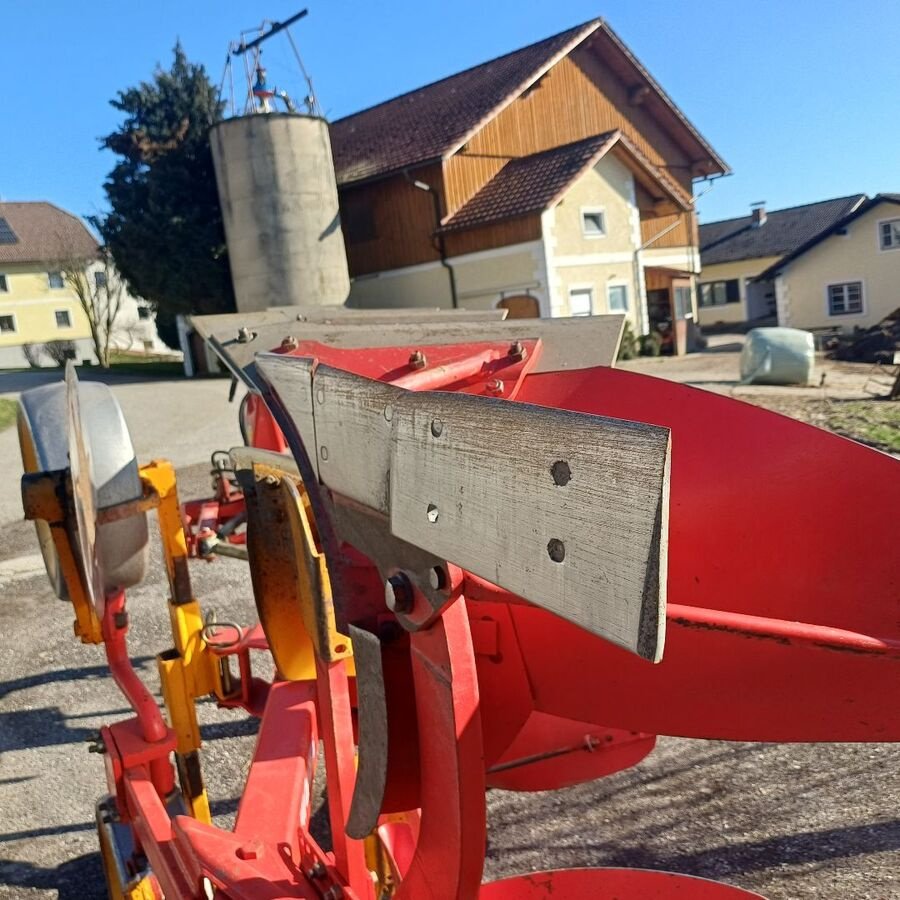 Pflug Türe ait Pöttinger Servo 3, Gebrauchtmaschine içinde Geinberg (resim 3)