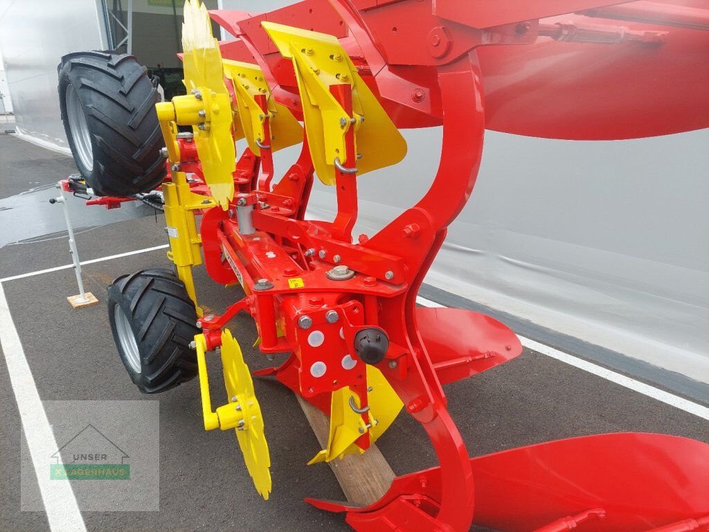 Pflug a típus Pöttinger Servo 3000 PLUS vierscharig, Neumaschine ekkor: Haag (Kép 7)