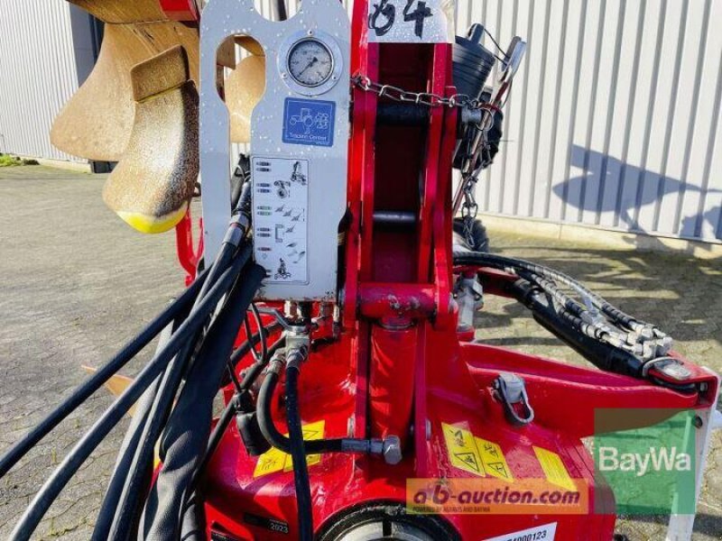 Pflug des Typs Pöttinger SERVO 4000 PLUS, Gebrauchtmaschine in Manching (Bild 13)