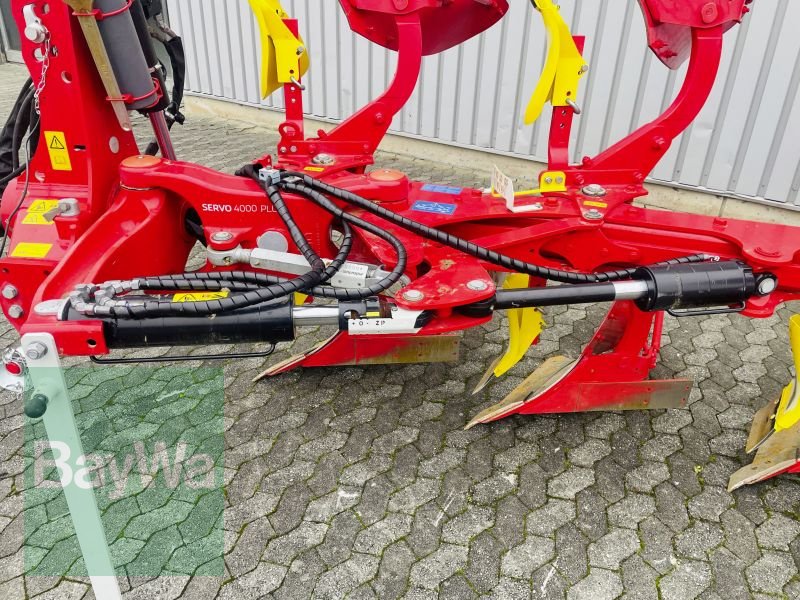 Pflug des Typs Pöttinger SERVO 4000 PLUS, Gebrauchtmaschine in Manching (Bild 10)