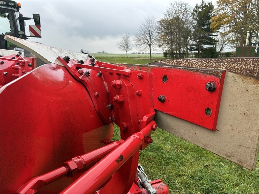 Pflug van het type Pöttinger Servo 45 M Plus Nova, Gebrauchtmaschine in Hinnerup (Foto 4)