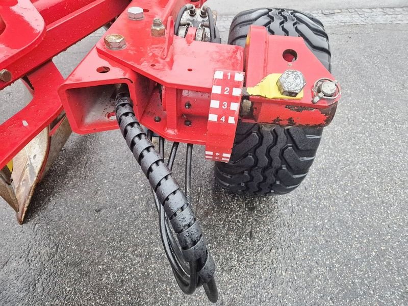Pflug za tip Pöttinger Servo 45S Plus Volldrehpflug 5-scharig, Gebrauchtmaschine u St. Marienkirchen (Slika 10)