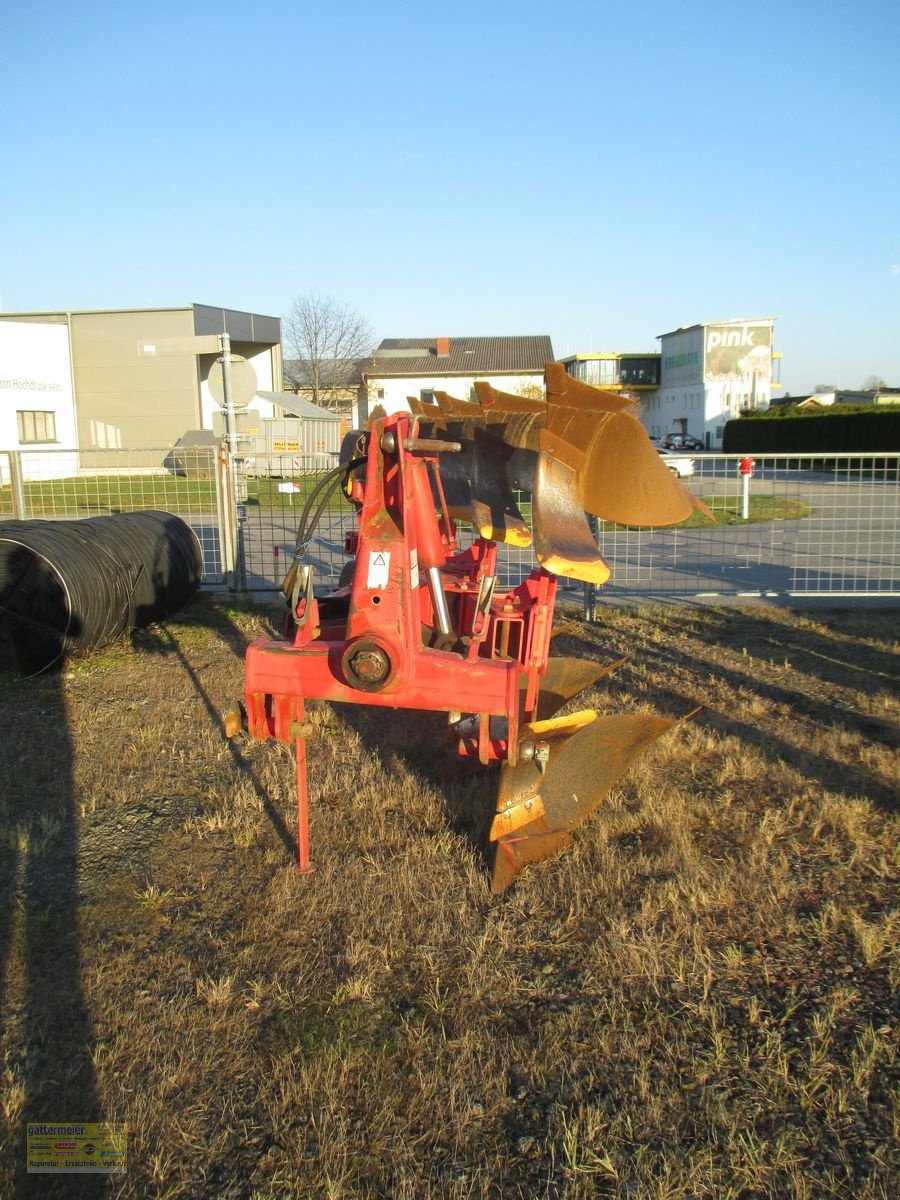 Pflug des Typs Pöttinger Servo IV 4402, Gebrauchtmaschine in Eferding (Bild 1)