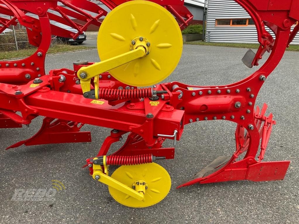 Pflug of the type Pöttinger SERVO T 6000 PLUS NOVA 7-SCHAR, Neumaschine in Sörup (Picture 15)