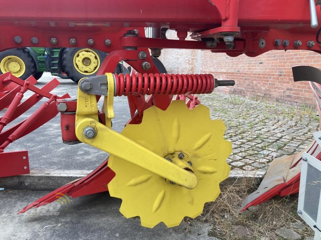 Pflug of the type Pöttinger SERVO T 6000 PLUS NOVA 8-SCHAR, Neumaschine in Lütjenburg (Picture 8)