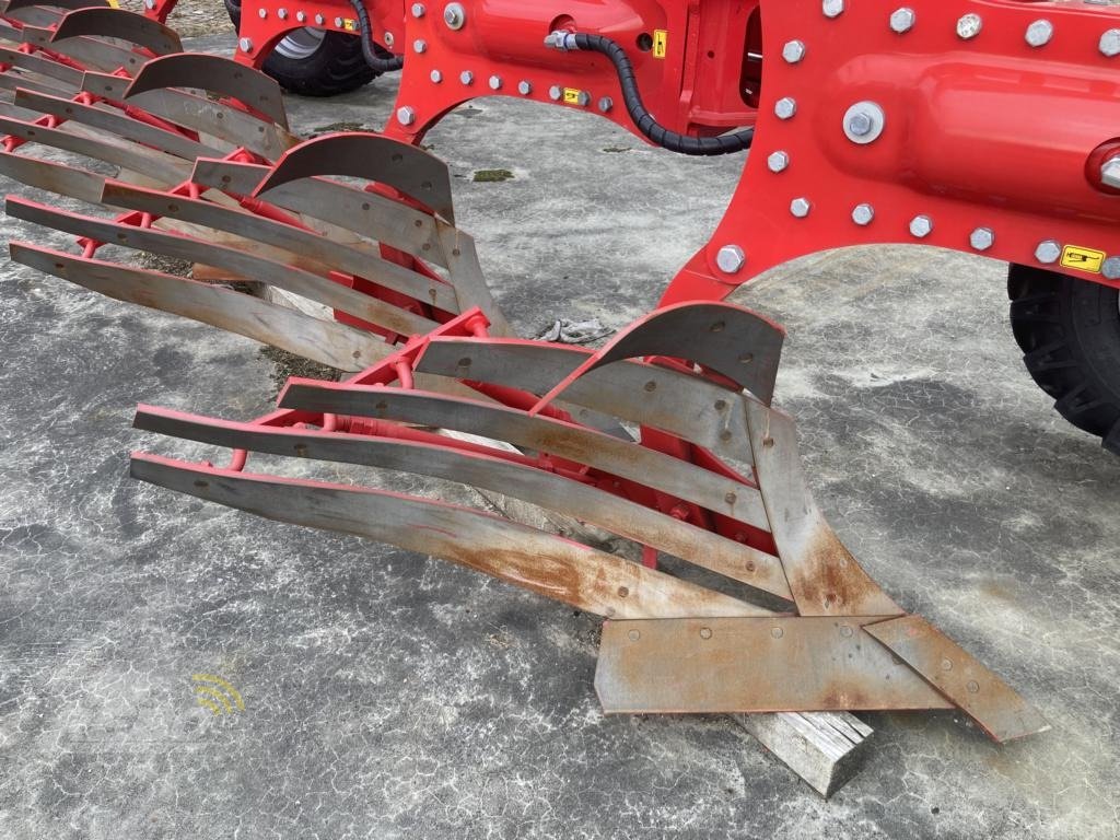 Pflug of the type Pöttinger SERVO T 6000 PLUS NOVA 8-SCHAR, Neumaschine in Lütjenburg (Picture 11)