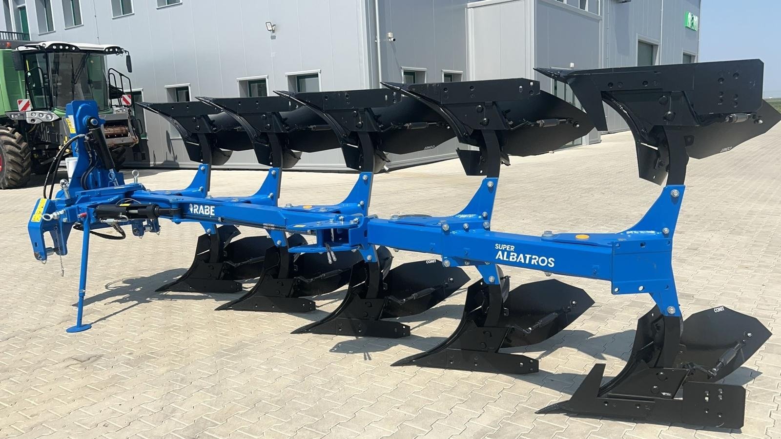 Pflug del tipo Rabe Super Albatros 140 V, Neumaschine en Orţişoara (Imagen 1)