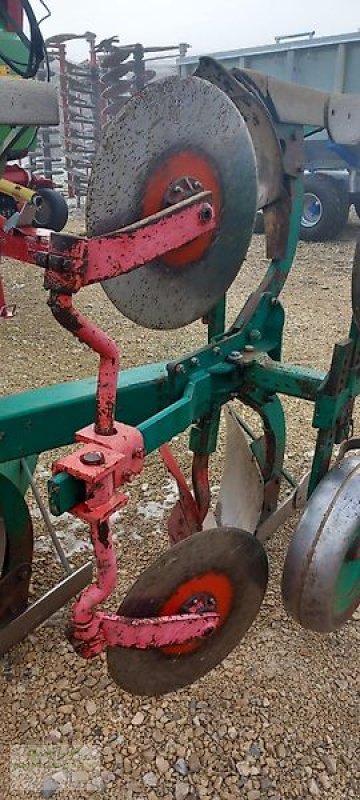 Pflug del tipo Regent Saturn 350 CX / 4-Schar-Drehpflug / Steinsicherung, Gebrauchtmaschine In Gerstetten (Immagine 9)