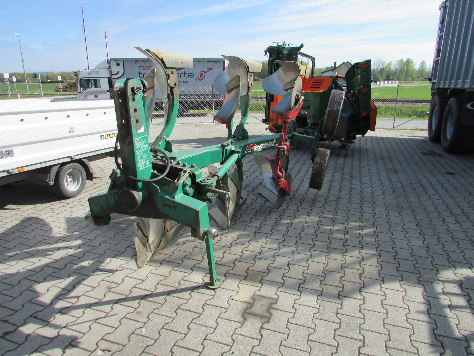 Pflug του τύπου Regent Saturn 350 CX, Gebrauchtmaschine σε Saxen (Φωτογραφία 8)