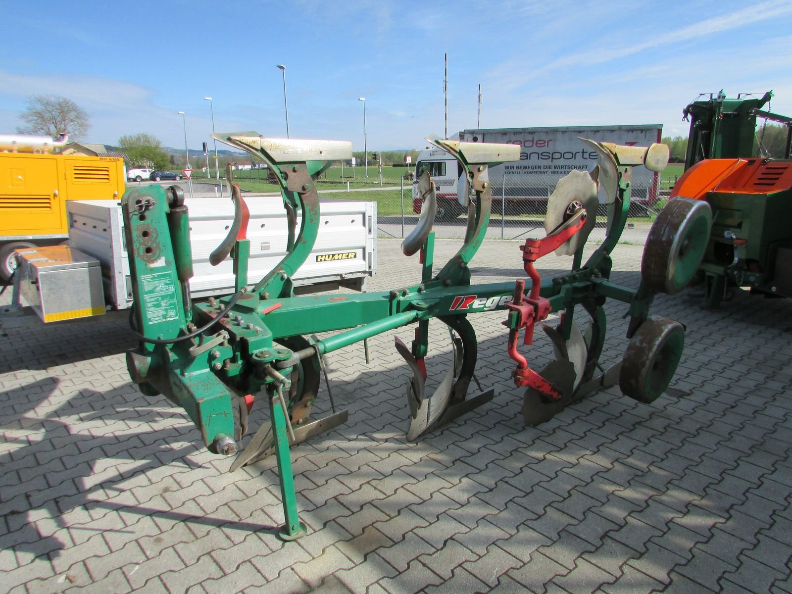 Pflug του τύπου Regent Saturn 350 CX, Gebrauchtmaschine σε Saxen (Φωτογραφία 2)