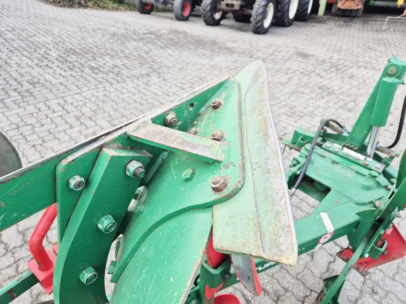 Pflug des Typs Regent Saturn Pflug 3-scharig, Gebrauchtmaschine in St. Marienkirchen (Bild 7)