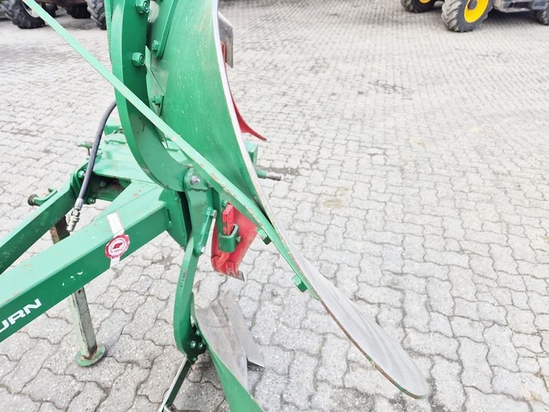 Pflug des Typs Regent Saturn Pflug 3-scharig, Gebrauchtmaschine in St. Marienkirchen (Bild 6)