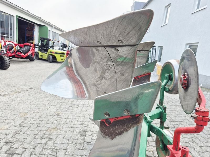 Pflug des Typs Regent Saturn Pflug 3-scharig, Gebrauchtmaschine in St. Marienkirchen (Bild 8)