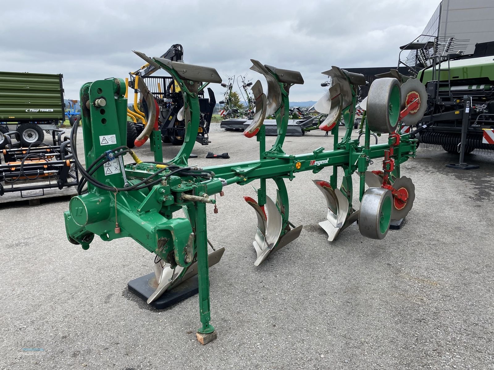 Pflug des Typs Regent Titan 140, Gebrauchtmaschine in Niederkappel (Bild 3)
