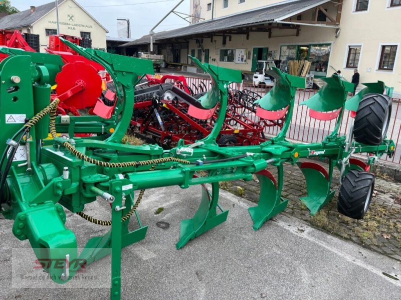 Pflug des Typs Regent Titan 160 M  5-scharig inkl. FTS mit Memoryfunkt, Neumaschine in Kilb (Bild 1)