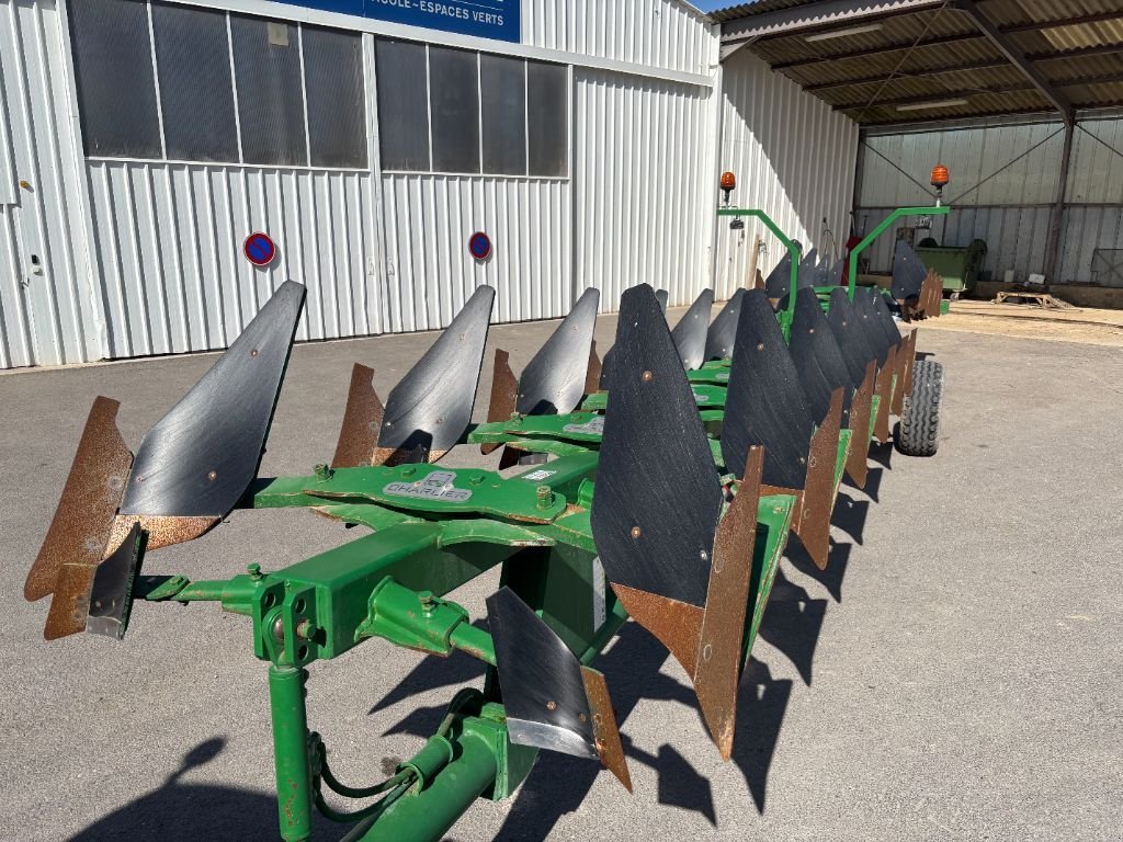 Pflug του τύπου Sonstige 10 corps, Gebrauchtmaschine σε VERT TOULON (Φωτογραφία 9)