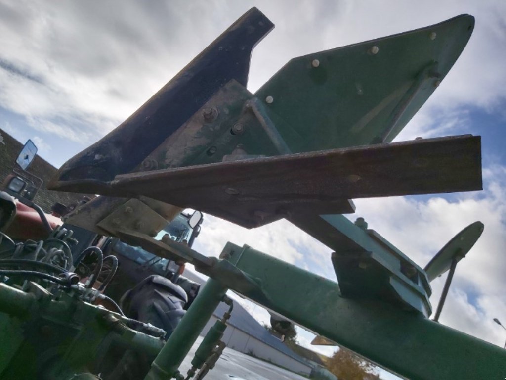 Pflug typu Sonstige 10 corps, Gebrauchtmaschine v VERT TOULON (Obrázek 10)