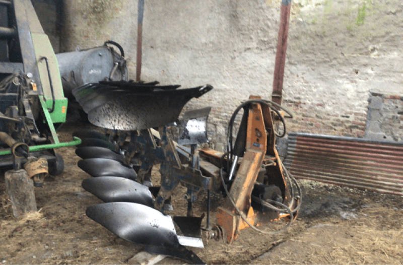 Pflug del tipo Sonstige 450, Gebrauchtmaschine en Wargnies Le Grand (Imagen 1)