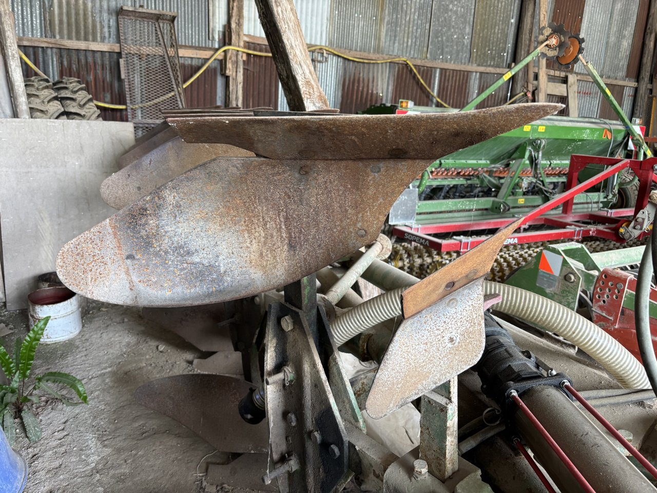 Pflug Türe ait Sonstige 5 fers, Gebrauchtmaschine içinde VERT TOULON (resim 3)