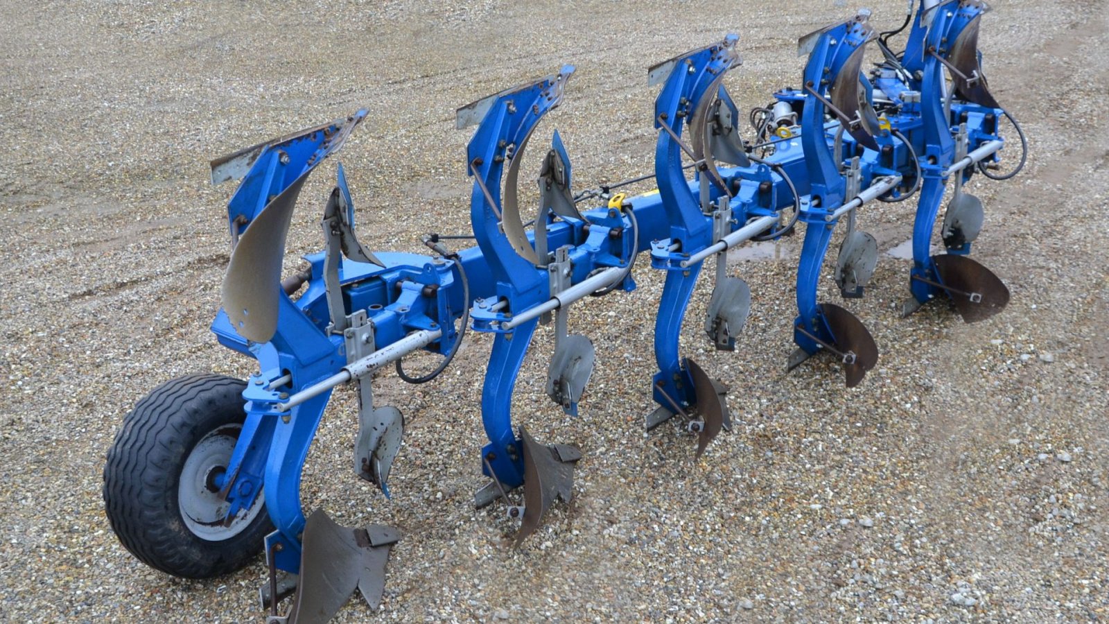 Pflug typu Sonstige 5 furet Vari-Flex - EX 51080 H Bliver monteret med nye muldplader, Gebrauchtmaschine v Vils, Mors (Obrázek 2)