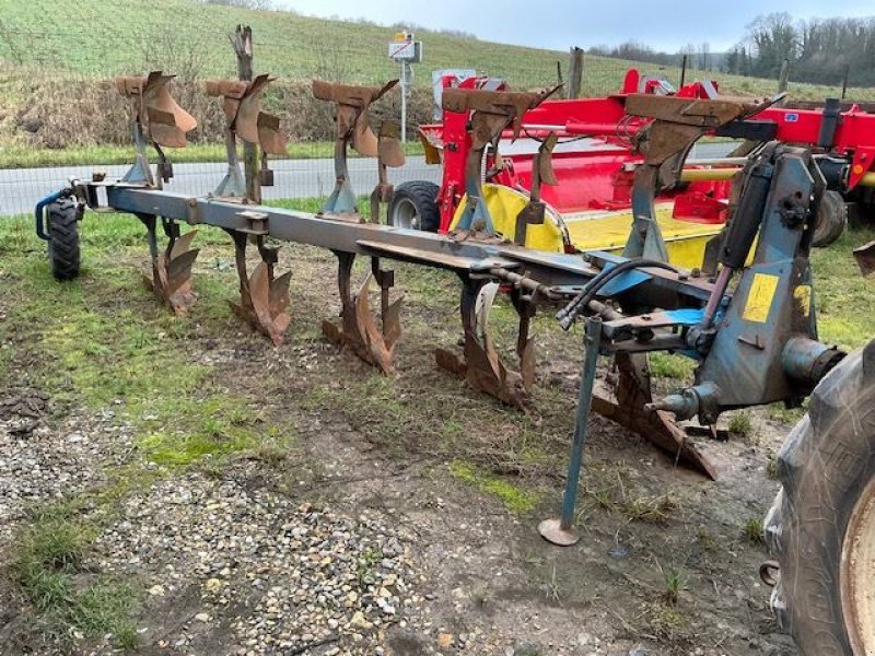 Pflug типа Sonstige 5 SOCS, Gebrauchtmaschine в les hayons (Фотография 2)