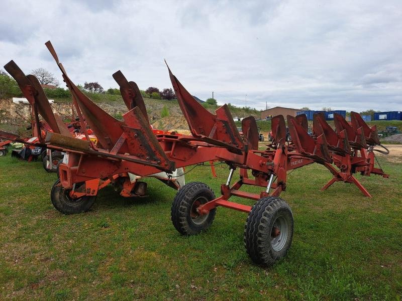 Pflug del tipo Sonstige 6 CORPS, Gebrauchtmaschine In VERDUN (Immagine 4)