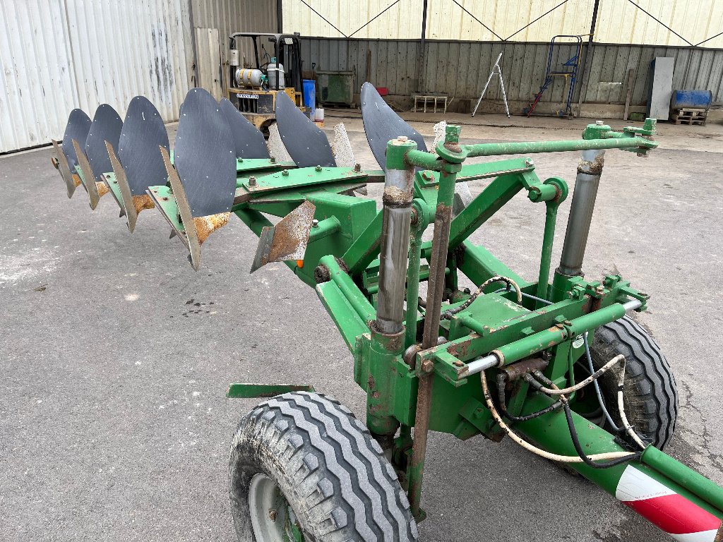 Pflug tipa Sonstige 9 corps, Gebrauchtmaschine u VERT TOULON (Slika 5)