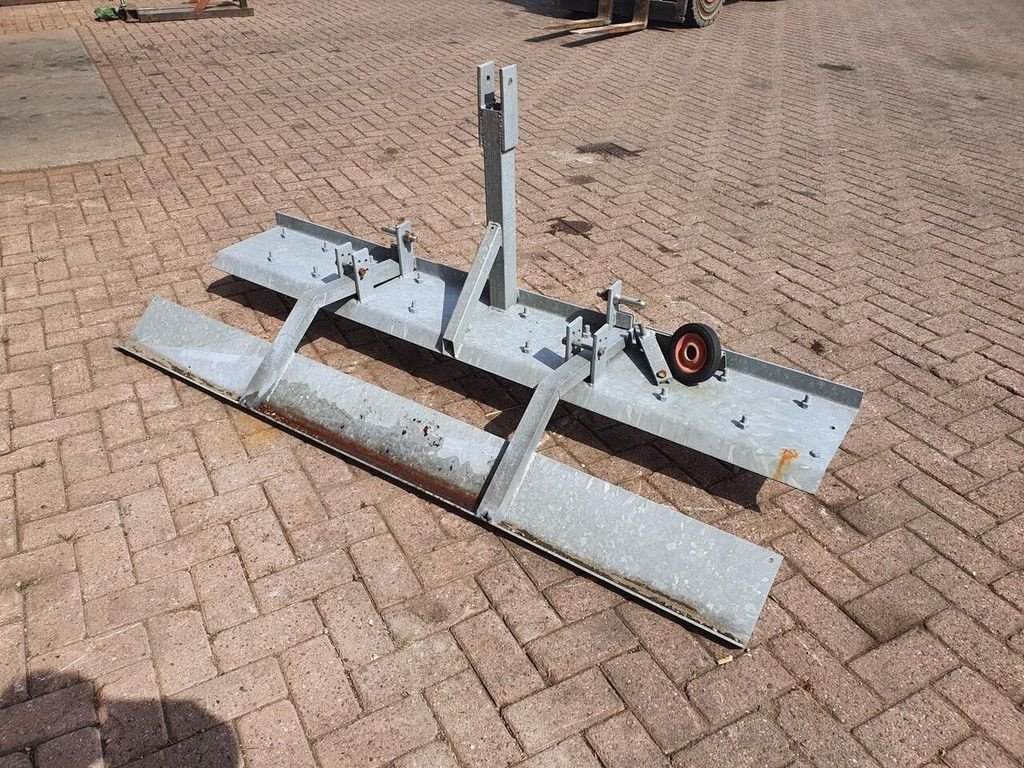 Pflug типа Sonstige manegevlakker 2000mm, Gebrauchtmaschine в Goudriaan (Фотография 4)