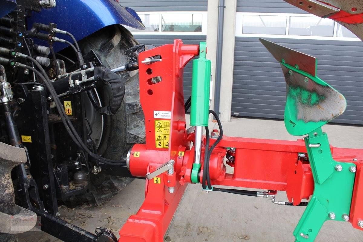 Pflug a típus Sonstige Maxgreen 5 Schar Pflug - Vorführmaschine, Vorführmaschine ekkor: Eberschwang (Kép 26)