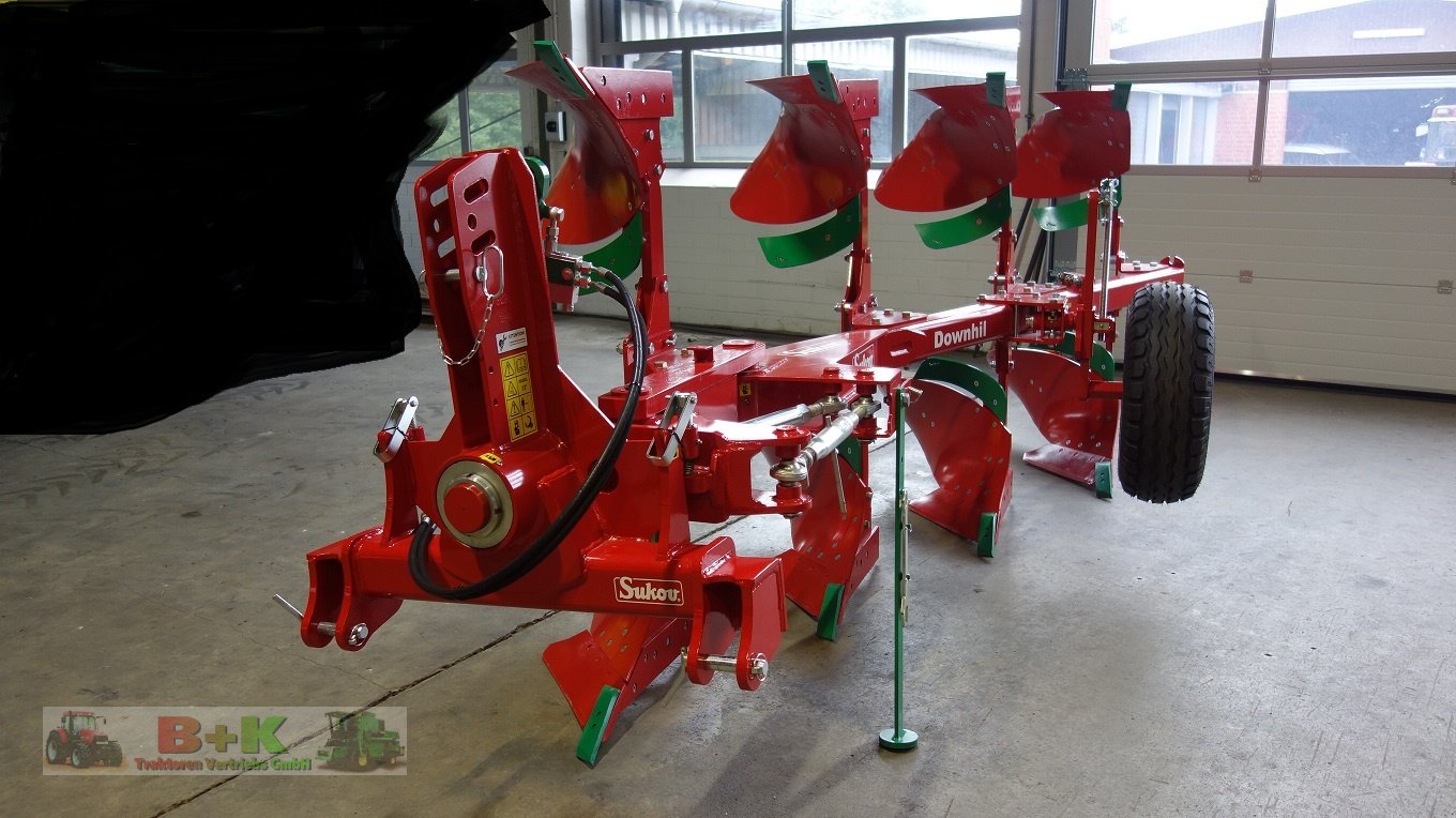 Pflug des Typs Sukov Downhil 3+1, Neumaschine in Kettenkamp (Bild 10)