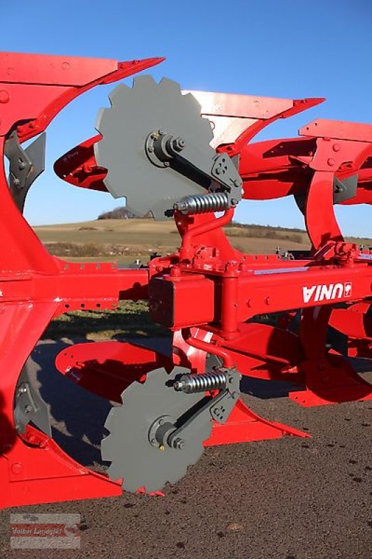 Pflug des Typs Unia IBIS Vario 5 S Pflug Blattfedergesichert 2,5 m, Neumaschine in Ostheim/Rhön (Bild 6)