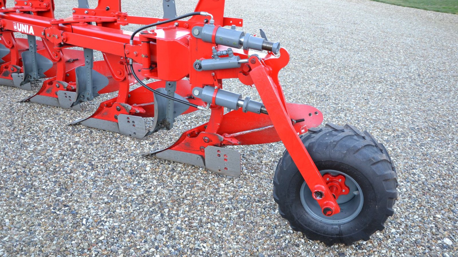 Pflug типа Unia Ibis Vario Plus 5 Hydr. dybdehjul, kørt meget lidt, Gebrauchtmaschine в Vils, Mors (Фотография 3)